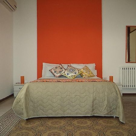 Locami Palermo Centro Rooms Exterior foto