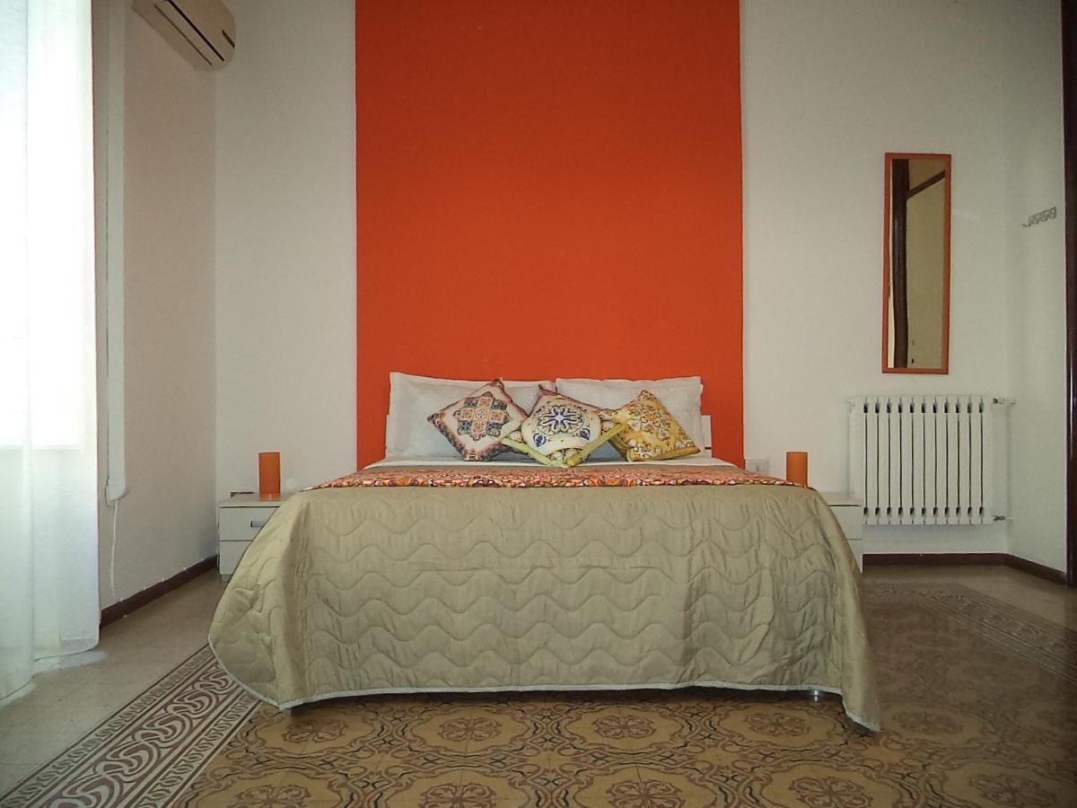 Locami Palermo Centro Rooms Exterior foto