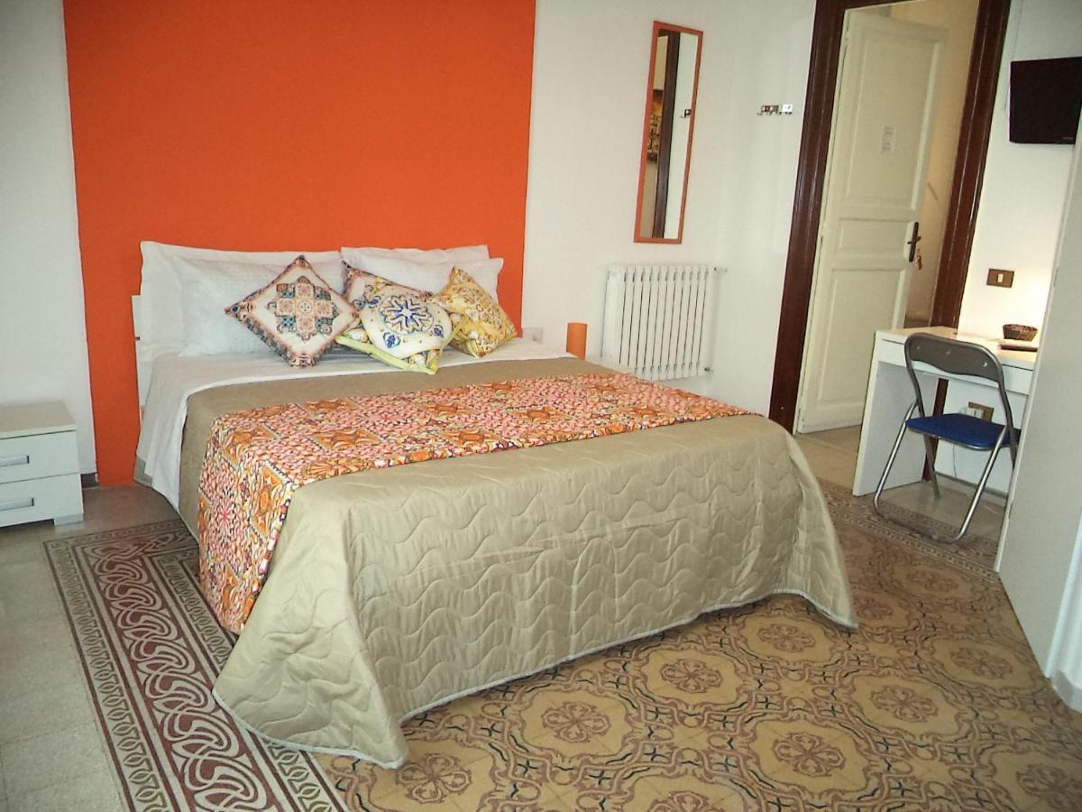 Locami Palermo Centro Rooms Exterior foto